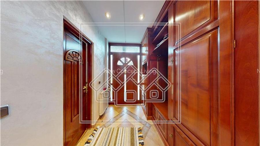 Casa individuala de vanzare - 7 camere, 278 mp utili - Strand - 10