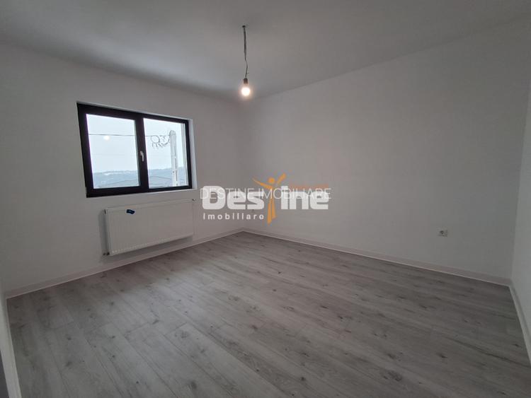 CASĂ tip duplex, situata in Valea Adanca - 13