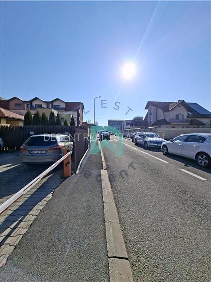 Apartament 2 camere, Tractorul, intermediar, loc de parcare, etaj 1 - 18