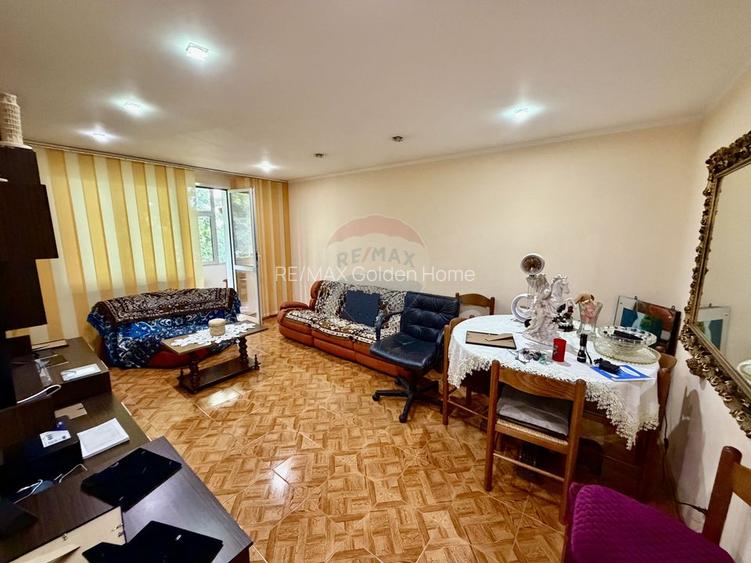 Apartament cu 4 camere de vânzare pe Strada Longinescu - 5