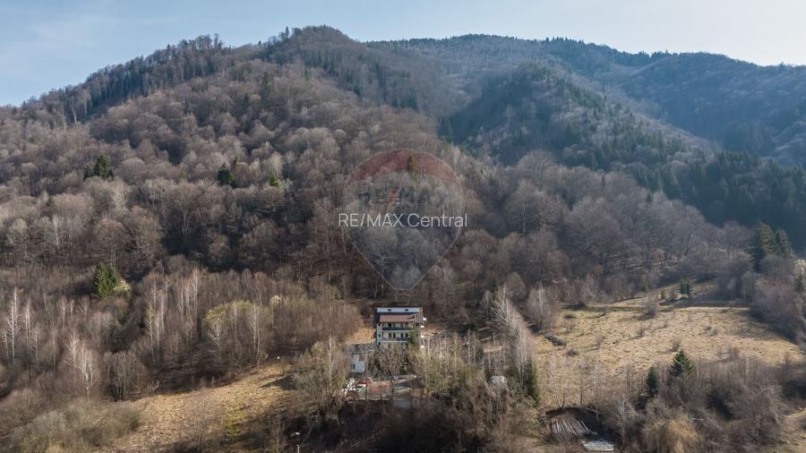 Casă/Cabană din lemn, Complet mobilată, Priveliște superbă, 0%Comision - 2