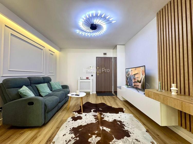 Vânzare  3 camere Grigorescu- -etaj 5/10-2 băi- parcare subter- terasa - 5