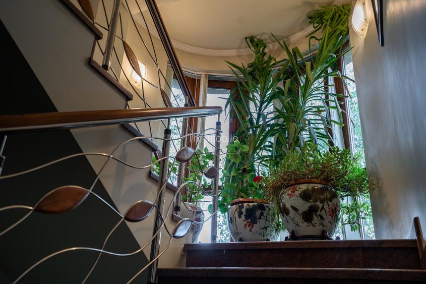 Vilă superbă, 13-17 camere, ponton privat și vedere panoramică la Lacul Morii - 6