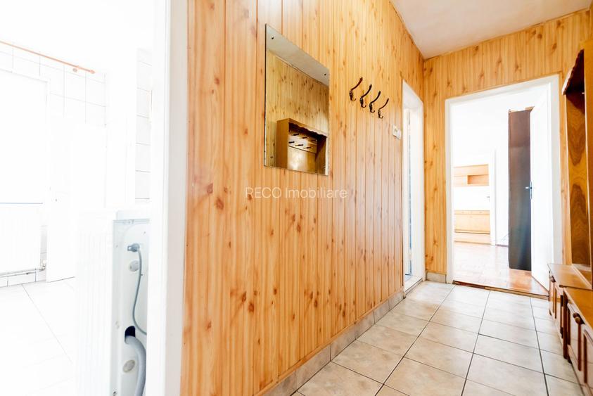 Apartament 2 camere zona Decebal - 10