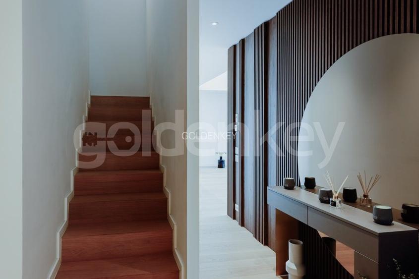 Apartament duplex cu 5 camere | 5 bai | 3 garaje | vedere panoramica - 14