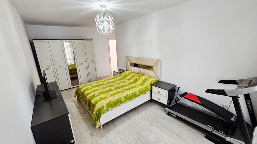 Apartament modern cu 4 camere, decomandat, in zona Pajura / Piata Presei Libere  - 12