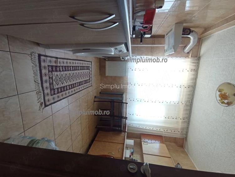 Decomandat spatios 3 camere 1 Decembrie 1918 Faur - 8