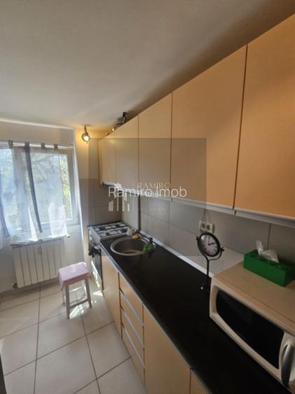 Apartament  3 camere decomandat 70 MP/ Sector 3/ 6 MIN PANA LA METROU - 4