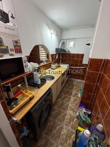 Apartament 3 camere de vanzare Alexandriei intersectie Margeanului - 5