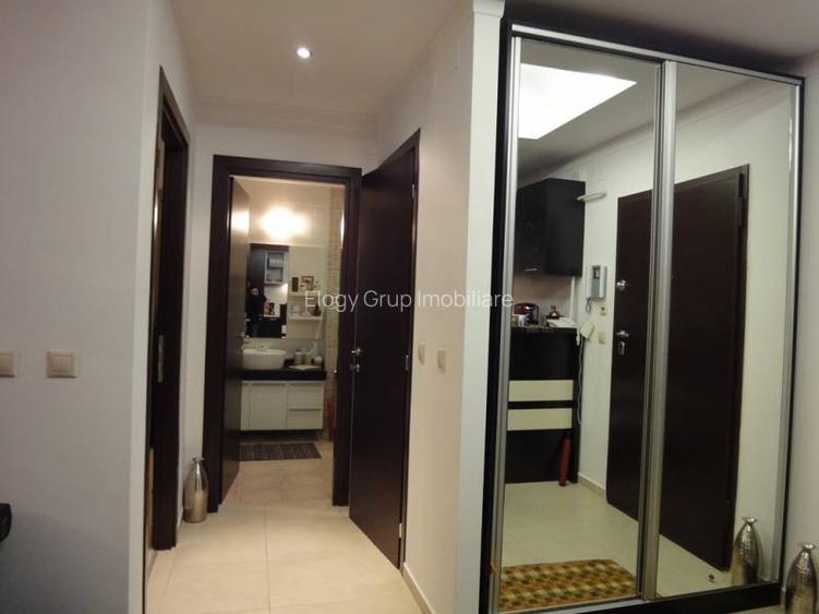 Emerald Residence, view superb catre Lac si fantaniile interioare - 6