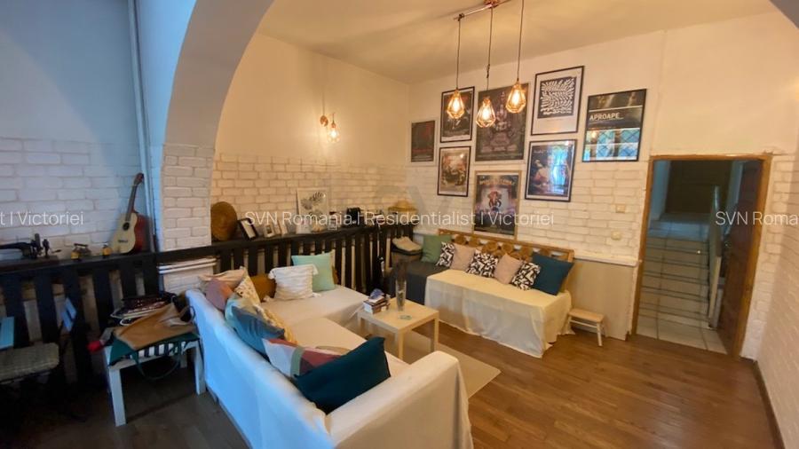 REV0000107 Vila cocheta - Domenii - 2