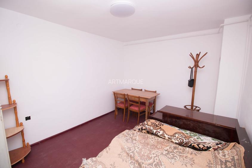 Casa de vanzare in Poiana Tapului – vedere la munte, renovata - 9