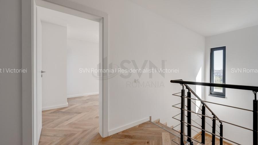 REV2004358 Casa in complex nou Corbeanca vedere lac - 14