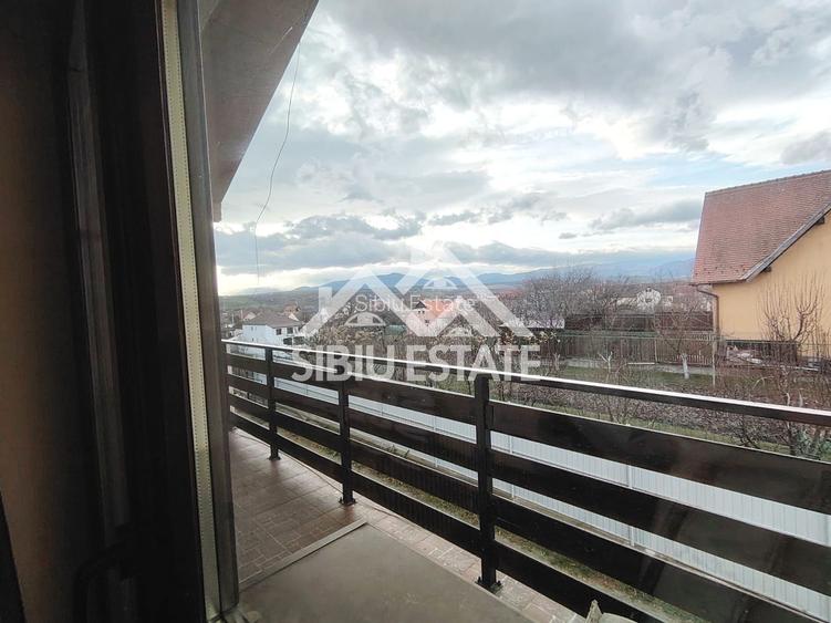 Casa de inchiriat Sibiu, 4 camere 2 bai - 17