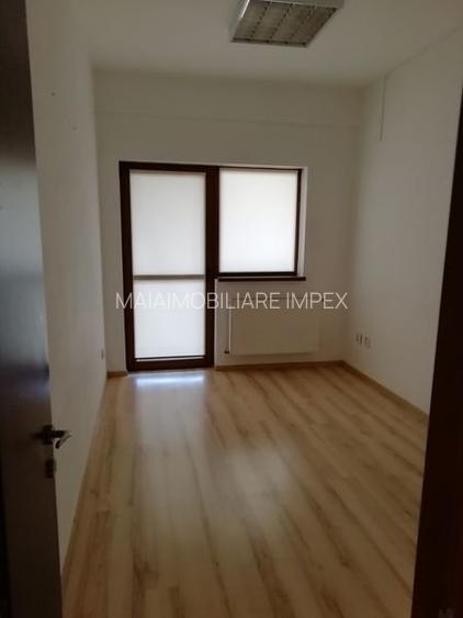 Vila la inchiriere in zona  Lacul Tei - 6