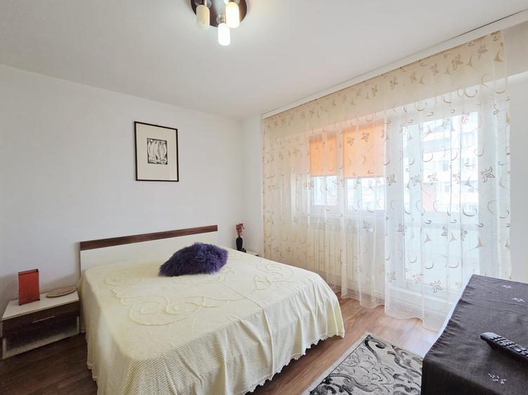 Apartament 3 camere mobilat si utilat complet Piata Centrala