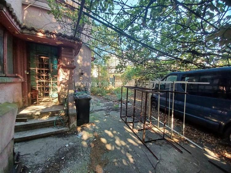 Teren Sector 5 Piata Rahova- Muntii Carpati - 6