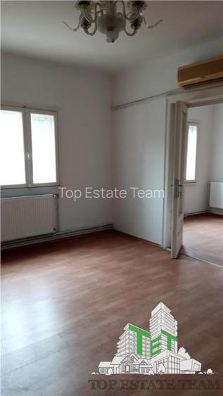 Casa 6 camere de inchiriat , activitate comerciala sau office , parcare, curte, - 6