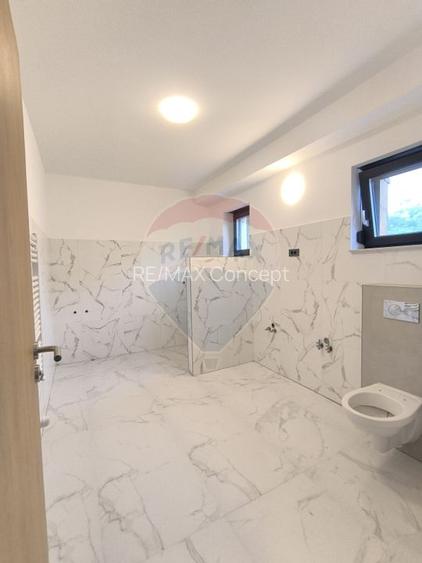 Casă de vanzare - 42