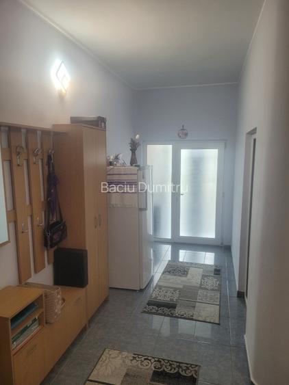 Vand casa pentru locuit si relaxare    - 11