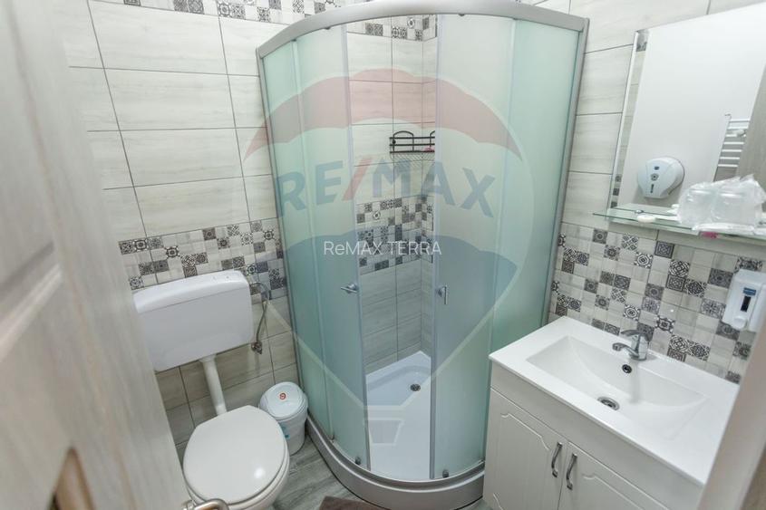 Afacere la cheie | Pensiune + casa de locuit - 5