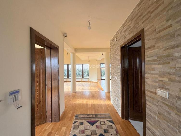 Casă individuală de vânzare în Moșnița Nouă – Comision 0% - 13