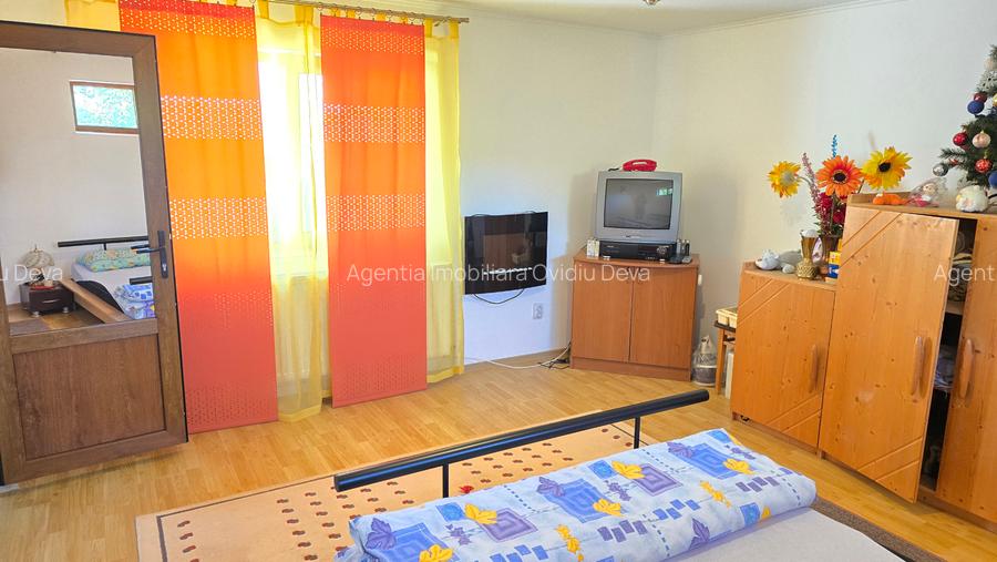 Vand casa in Deva, zona Zavoi, P+E, constructie din BCA si boltari,din anul 2011 - 10