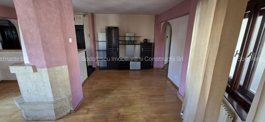 Apartament cu 3 camere - zona semicentrala - 21