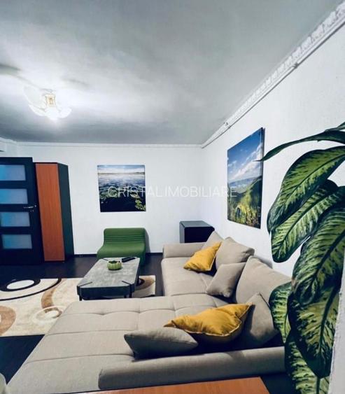 Apartament 2 camere Decebal, centrala proprie, parcare inclusa - 2