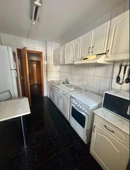 4 camere Dristor decomandat,et. 1,an 1983,metrou,81 mp,anvelopat,boxa - 5