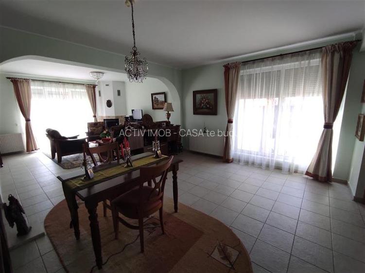 Vila 7 camere 230 mp - Clinceni   Str. Monumentul Eroilor - 4