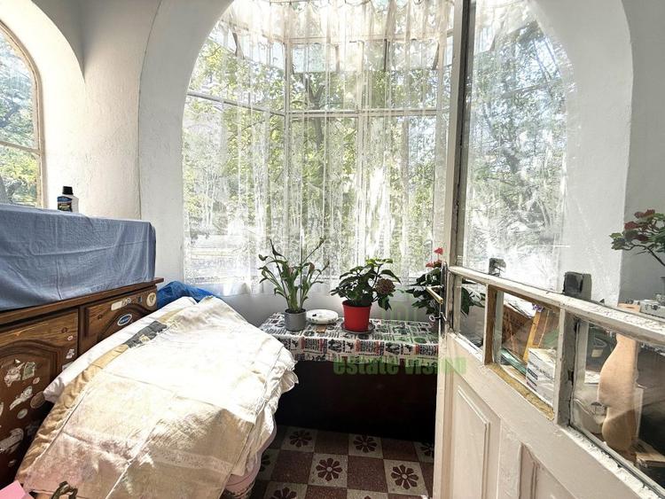 Apartament superb in vila, 5 camere spatioase, balcon + anexe, Cotroceni-Biseric - 8