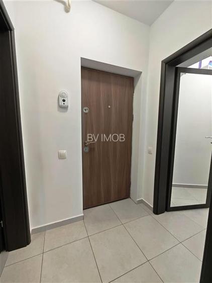 Inchiriere garsoniera decomandata, bloc nou zona Tractorul - 10