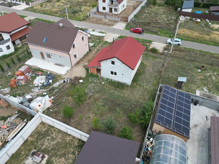 Casa la gri in Frumuseni - 11