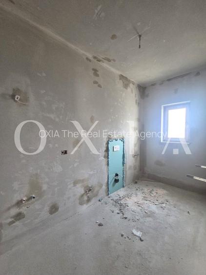 AX1187 Mosnita Noua, 1/2 Duplex Despartit Prin Camera Tehnica - 12