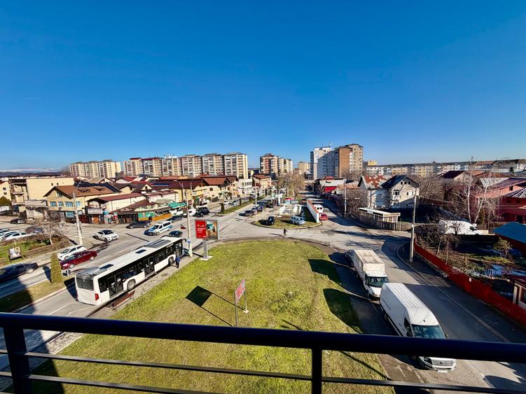 Închiriez apartament 2 camere – Micro 3, bloc nou, parcare privată - 6
