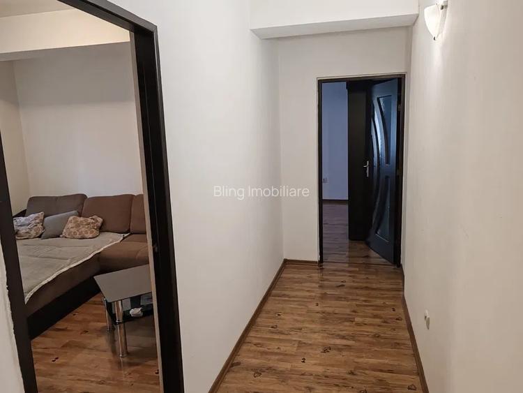 Apartamenr cu 2 camere, 55 mp, decomandat, etaj intermediar,  zona Edgar Quinet - 3