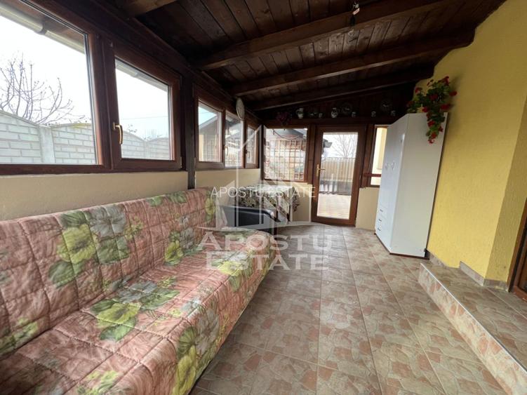 Casa individuala  cu 3 camere , pe parter , curte ,in Giroc - 6