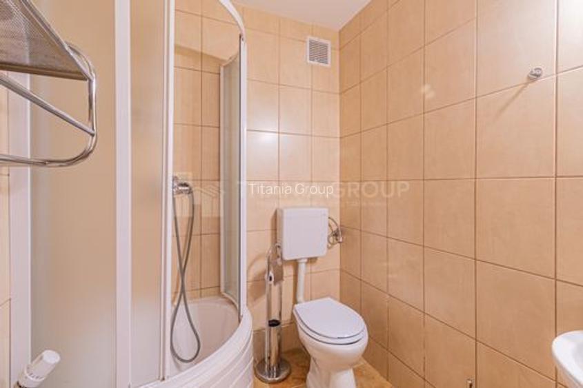 Vila in Poiana Brasov cu teren generos 1600mp, 2 corpuri, comision 0 - 17