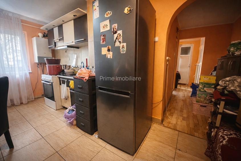 Apartament 3 camere| 62 mp, parter| zona Ampoi 3 - 4