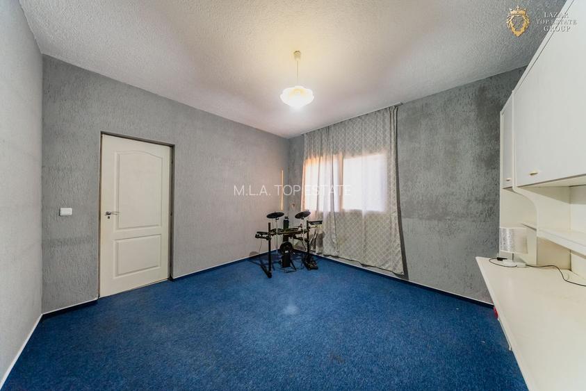 Casa de vanzare 7 camere Santana - 22