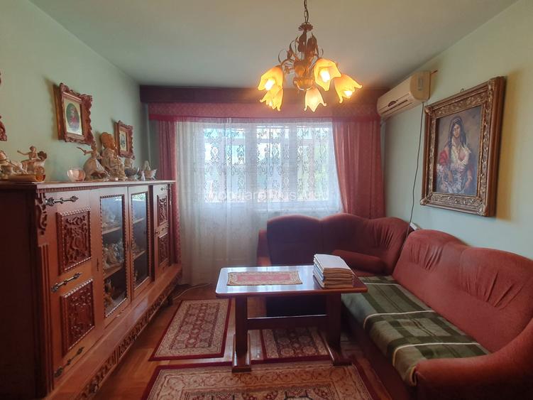 Vand apartament cu 3 camere zona Fortuna - 2