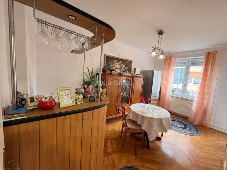 Apartament decomandat 70 mp utili 2 bai pivnita si curte 58 mp Central - 11