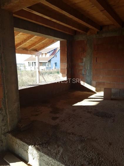 Vila la rosu - Sacalaz - 13