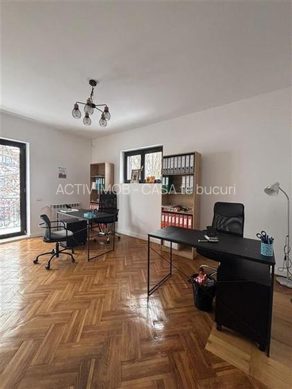 3 Camere, Eroii Revolutiei, Locuinta sau Birou, Centrala proprie, Parcare, 2 min - 6