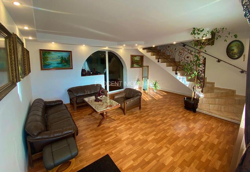 Casă individuală cu 6 camere în Centrul Istoric - 9