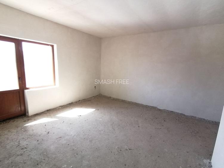 Casa P+1 - comuna 1 Decembrie - str. Victoriei - 8