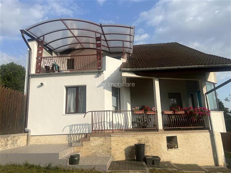 Inchiriere casa la cinci minute de Big pentru clinica salon sau locuit - 4