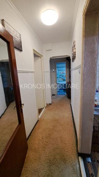 KM.4-5 APARTAMENT 3 CAMERE , MOBILAT, UTILAT, CENTRALA GAZ, LOC PARCARE , BOXA - 12