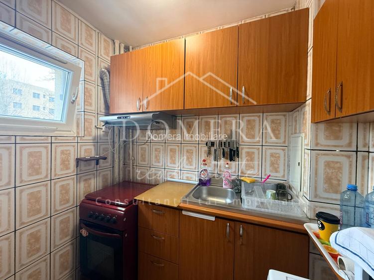 Apartament 2 Camere | 600m Metrou Apărătorii Patriei | Etaj 1 | Str. Moldovița - 4